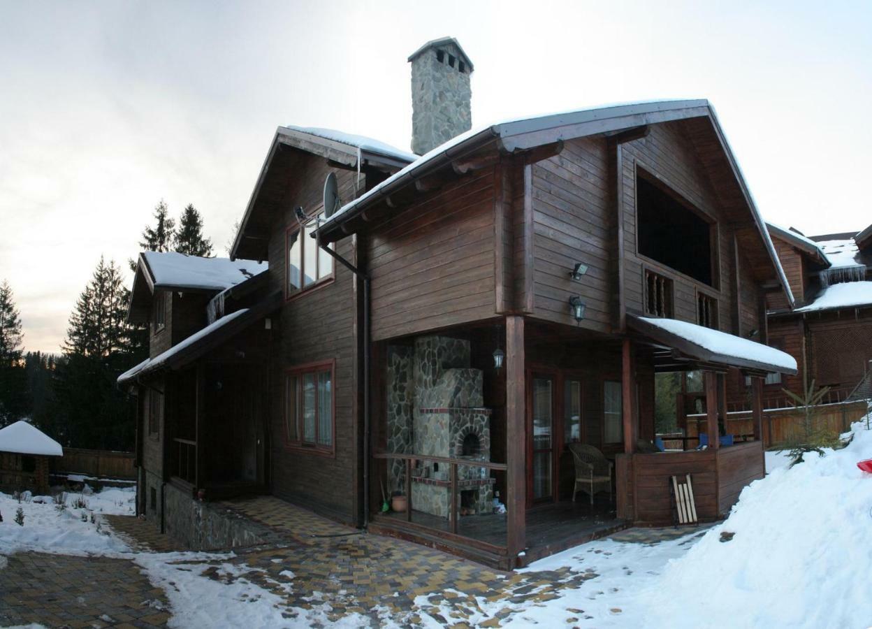 Villa Monte Slavske Luaran gambar